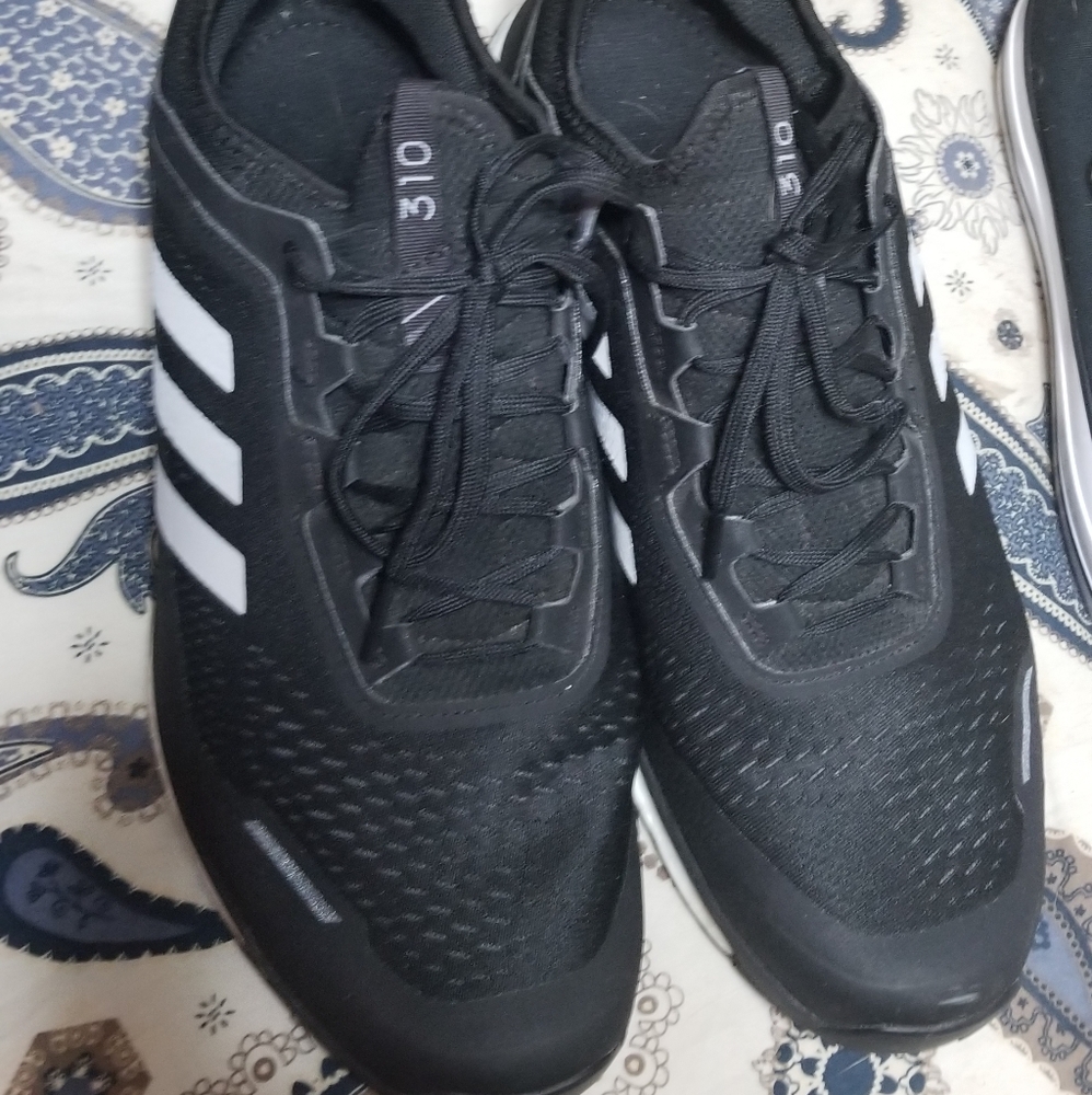 Adidas Agravic Flow Trail running shoe